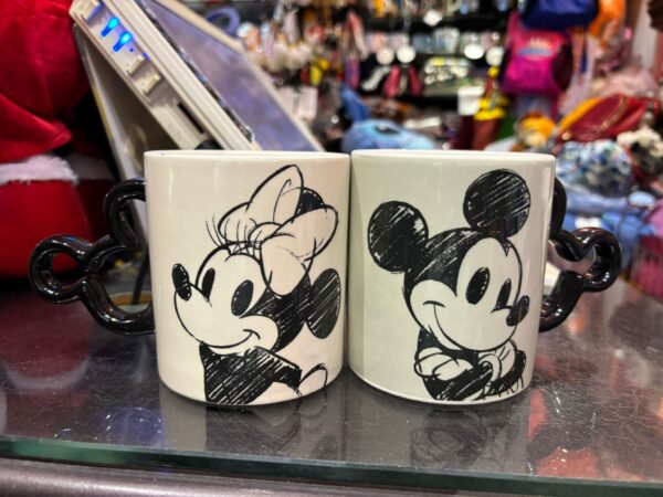 Mickey mouse mug set