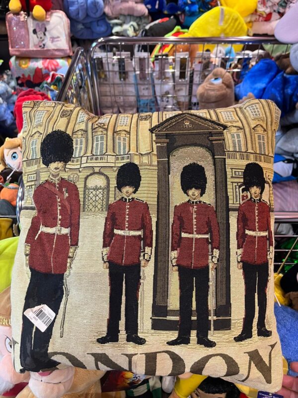 London cushion