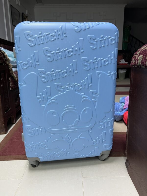 Stitch suitcase size large